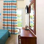 Delphi Hotel Tolofon