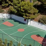 Отель Delphi 4*