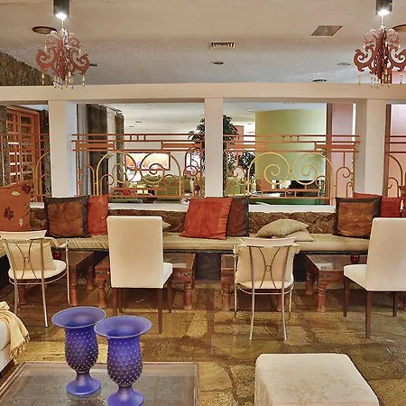 Hotel Delphi