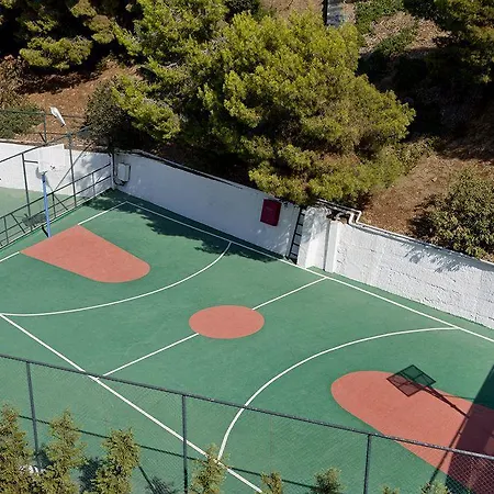 Hotel Delphi 4*