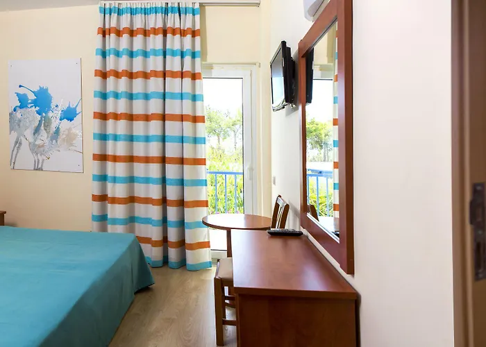 Delphi Hotel Tolofón