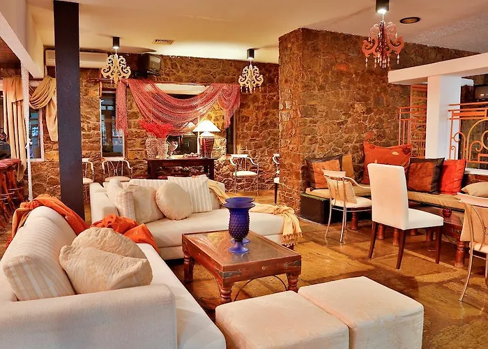 Delphi Hotel Tolofón